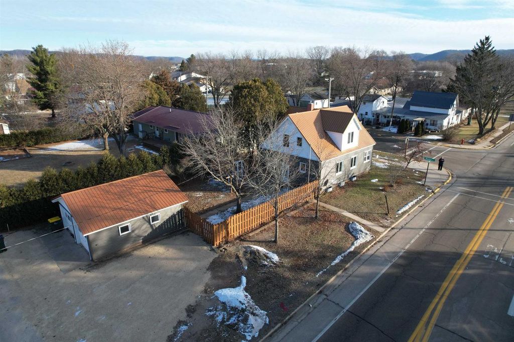 Photo of 320 Wisconsin AVENUE, Boscobel, WI 53805 (MLS # 2014310)