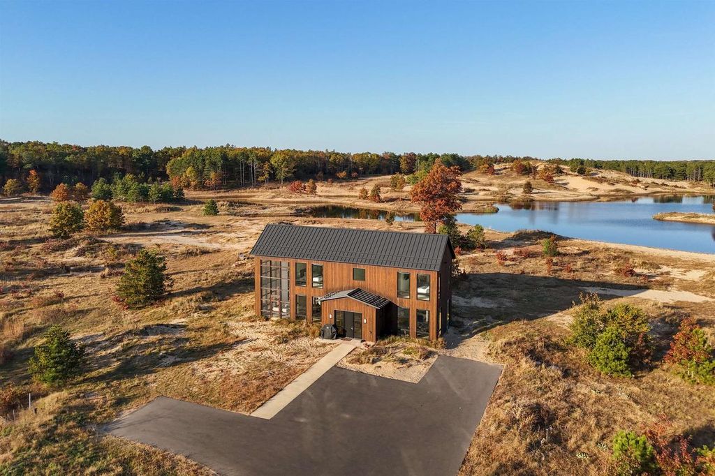 Photo of 517 Mammoth Conservancy DRIVE, Nekoosa, WI 54457 (MLS # 2011252)