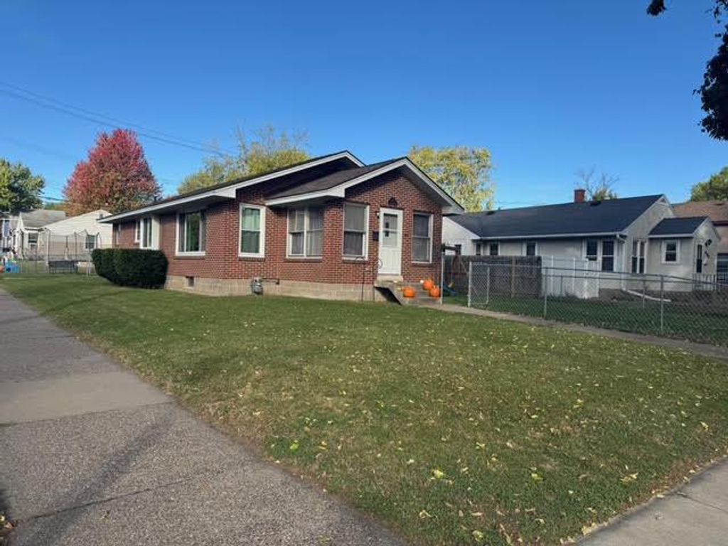 Photo of 605 Liberty STREET, La Crosse, WI 54603 (MLS # 1939180)