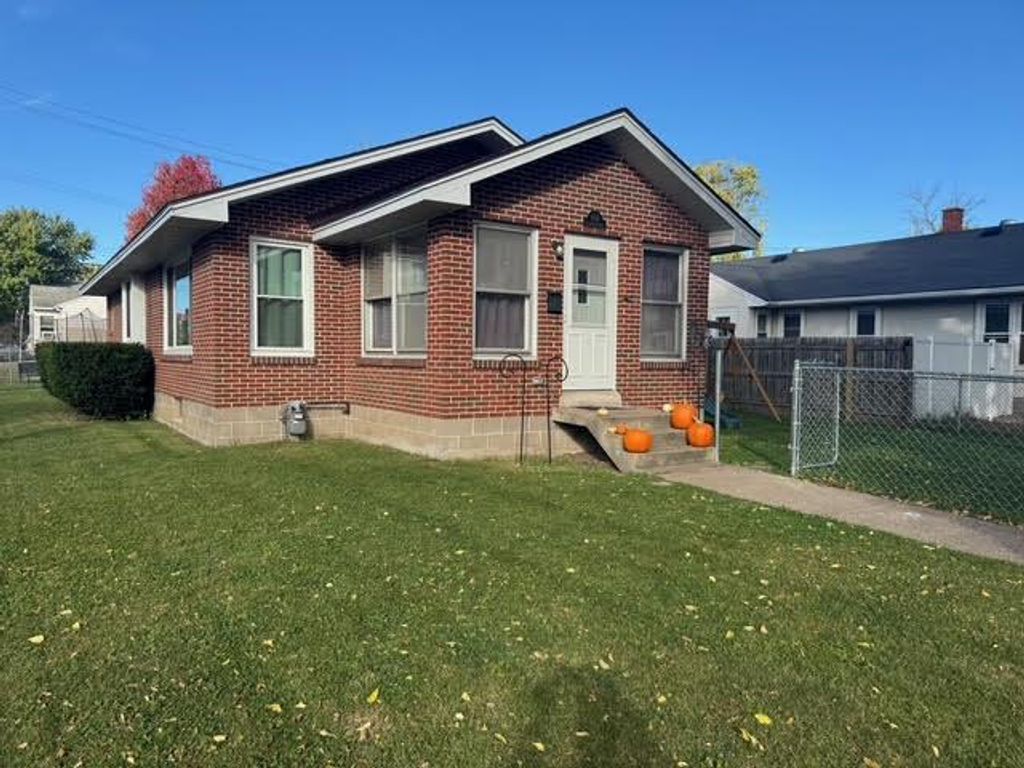 Photo of 605 Liberty STREET, La Crosse, WI 54603 (MLS # 1939180)