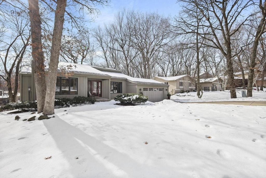 Photo of 5837 Woods Edge ROAD, Fitchburg, WI 53711 (MLS # 2015128)