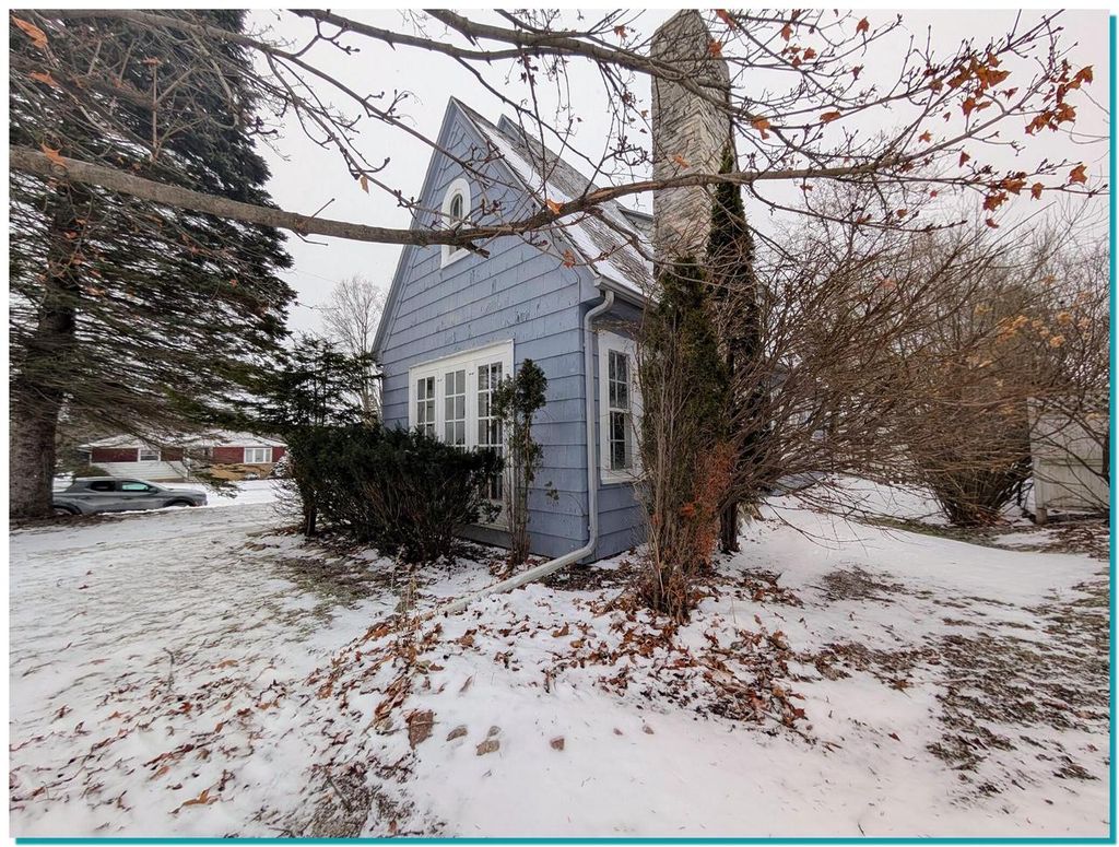 Photo of 955 N 6th STREET, Manitowoc, WI 54220 (MLS # 1946003)