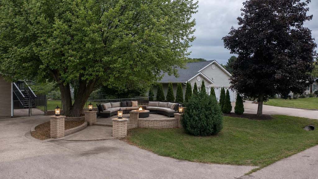Photo of 2405 Afton ROAD, Beloit, WI 53511 (MLS # 2029845)