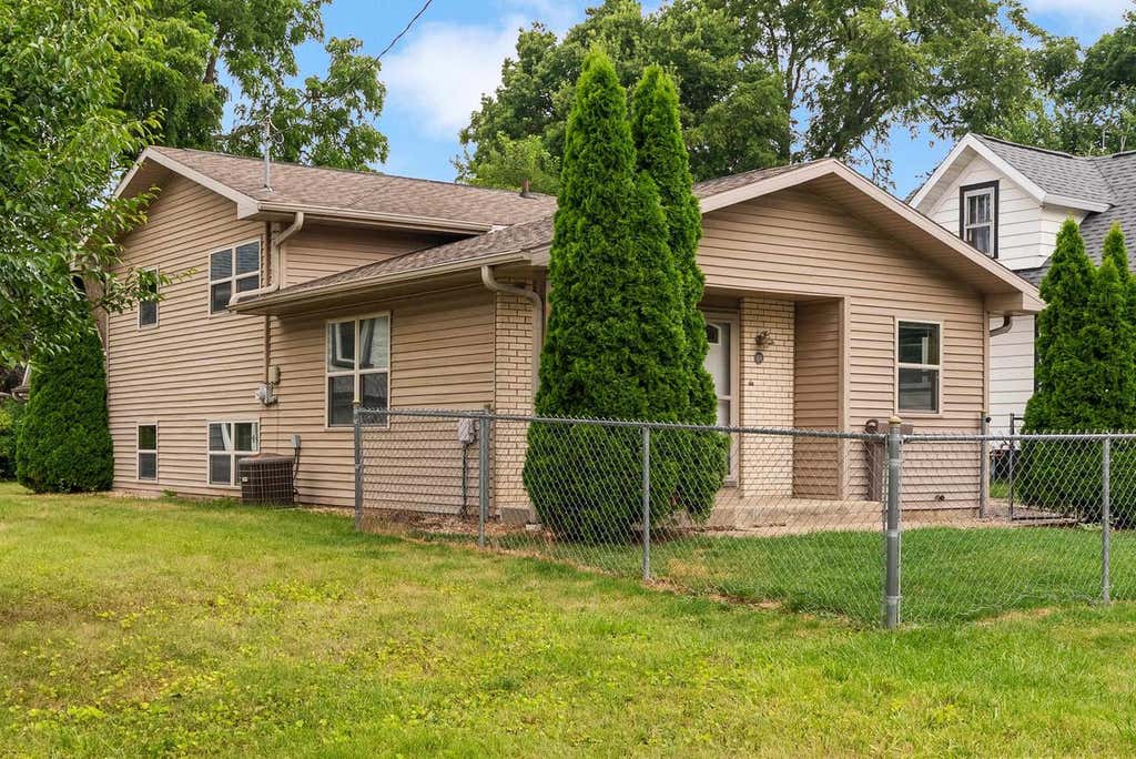 Photo of 416 Gannon AVENUE, Madison, WI 53714 (MLS # 2022388)