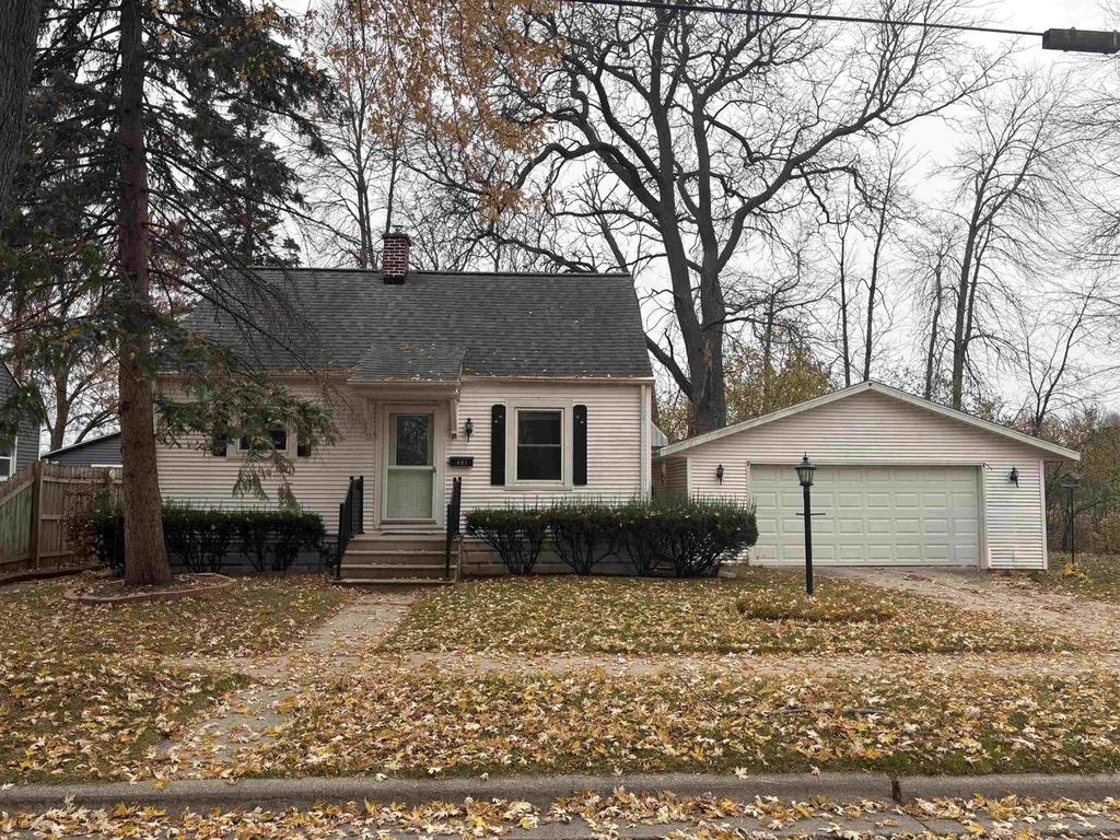 Photo of 861 5th STREET, Green Bay, WI 54304 (MLS # 50318503)