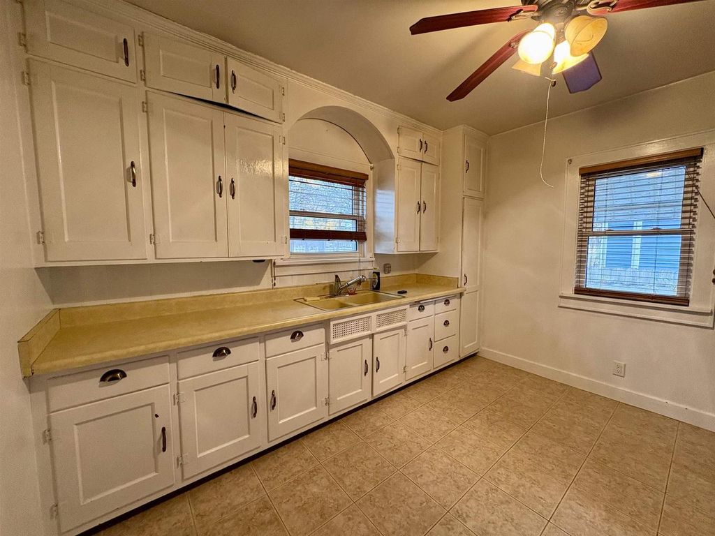 Photo of 861 5th STREET, Green Bay, WI 54304 (MLS # 50318503)