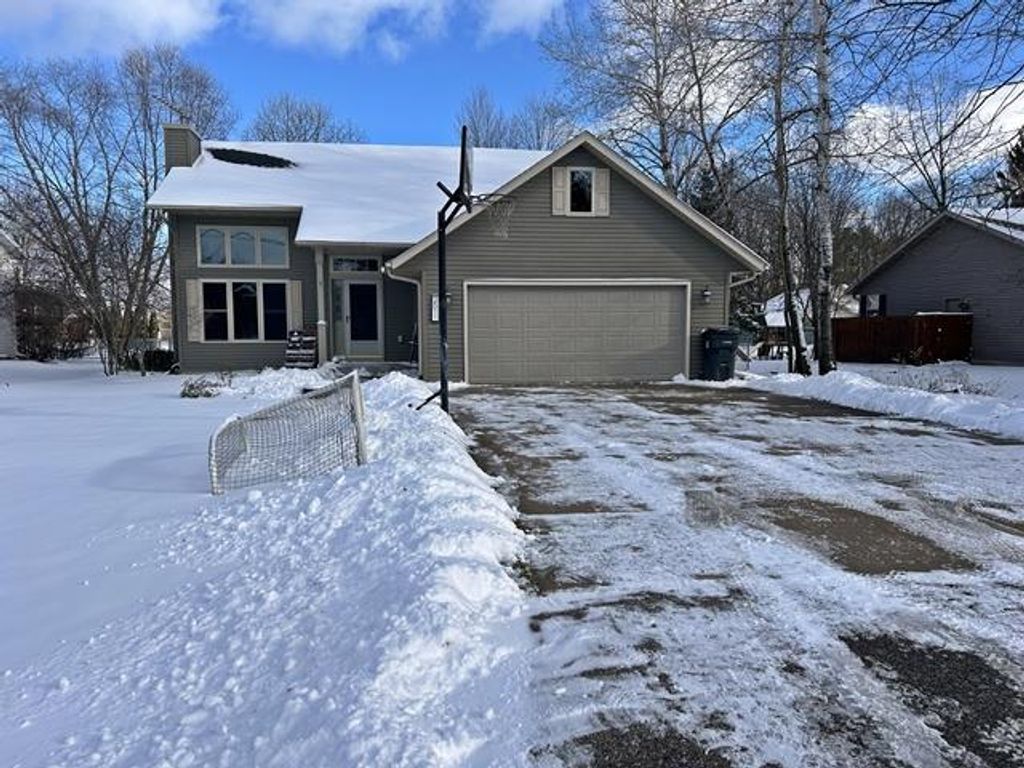 Photo of 2511 S Apple AVENUE, Marshfield, WI 54449 (MLS # 22505621)