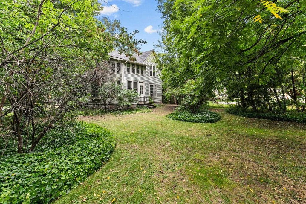 Photo of 1194 N Koeller STREET, Oshkosh, WI 54902 (MLS # 50315342)