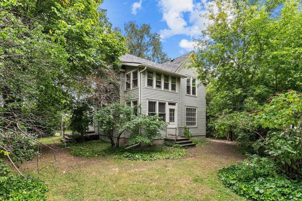 Photo of 1194 N Koeller STREET, Oshkosh, WI 54902 (MLS # 50315342)