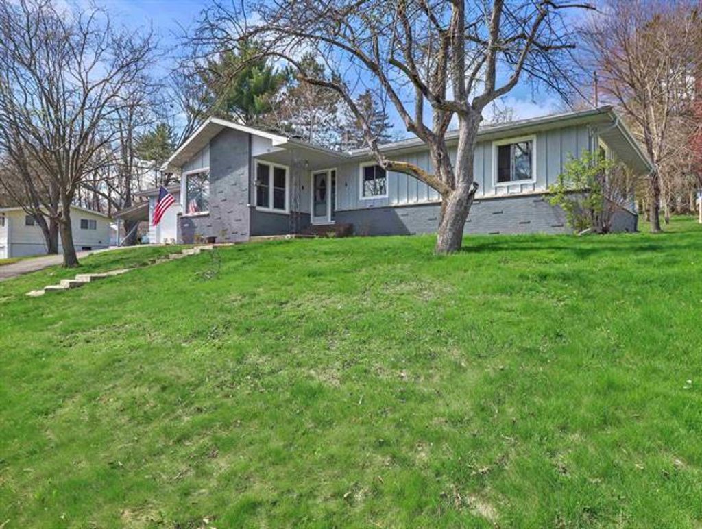 Photo of 1010 Gilbert STREET, Wausau, WI 54403 (MLS # 2009394)