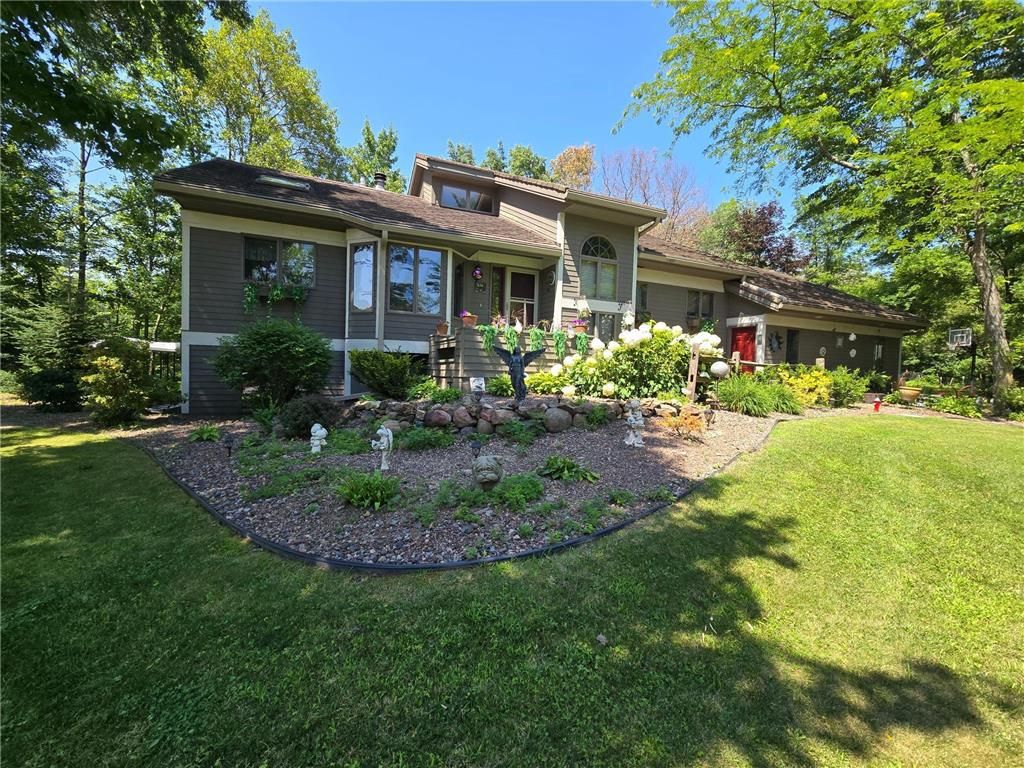 Photo of 2715 Cherry Blossom LANE, Menomonie, WI 54751 (MLS # 7024400)