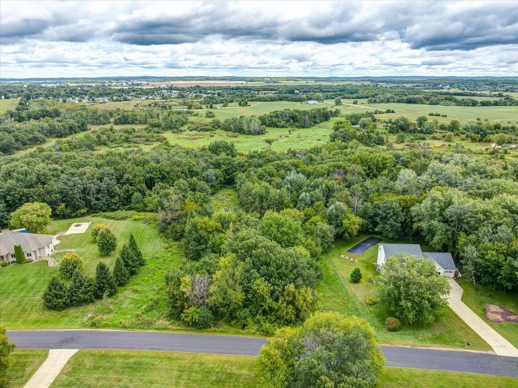 Photo of Lot 9 Woodside, Belleville, WI 53508 (MLS # 2008210)