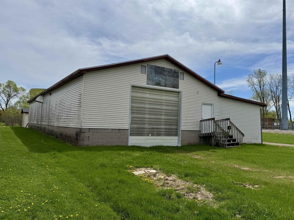Photo of 303 N Woodard AVENUE, Tomah, WI 54660 (MLS # 2021838)