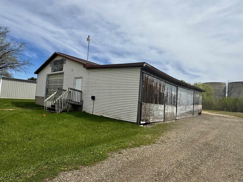 Photo of 303 N Woodard AVENUE, Tomah, WI 54660 (MLS # 2021838)