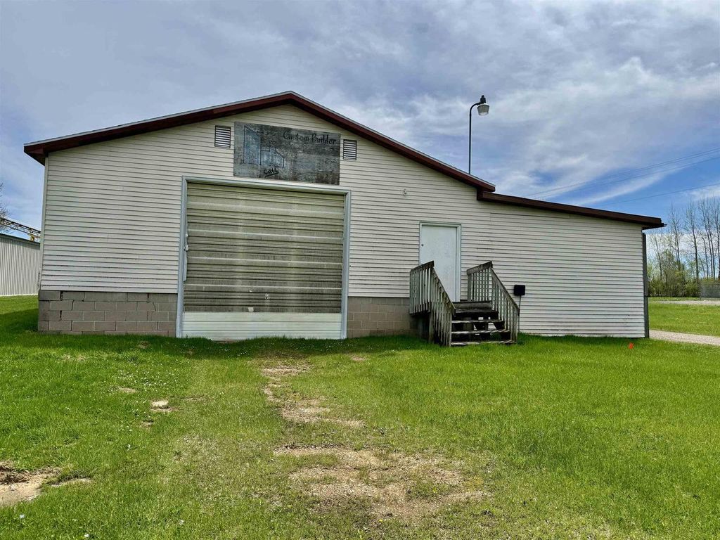 Photo of 303 N Woodard AVENUE, Tomah, WI 54660 (MLS # 2021838)