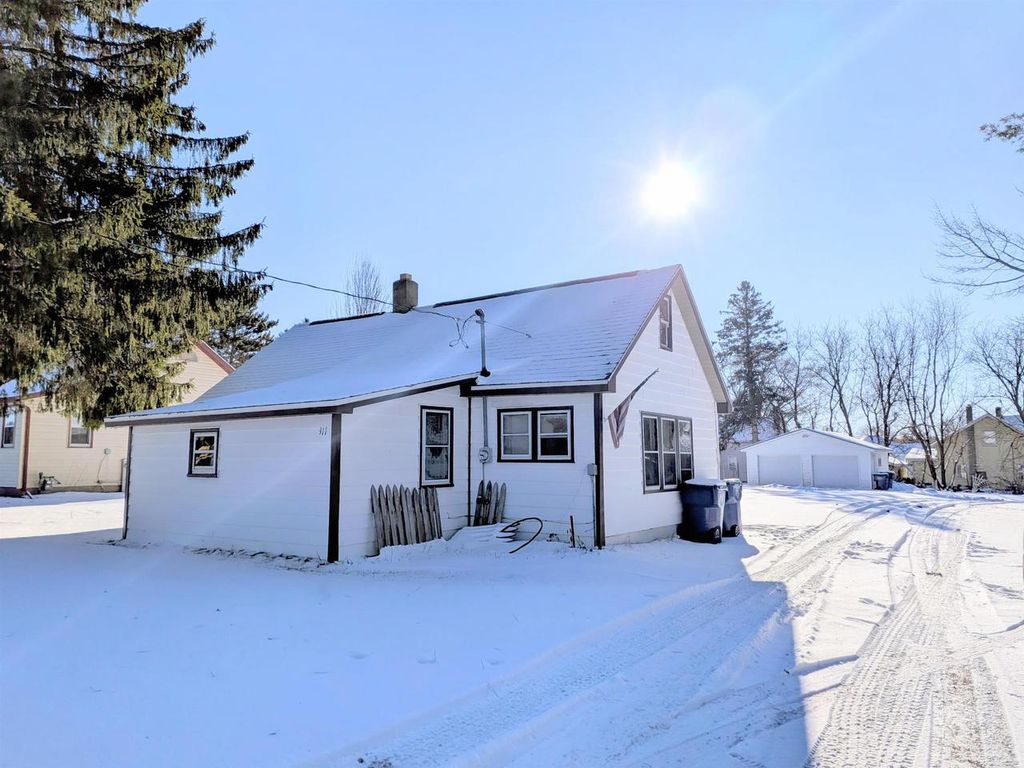 Photo of 311 Second STREET, Rosholt, WI 54473 (MLS # 22505661)
