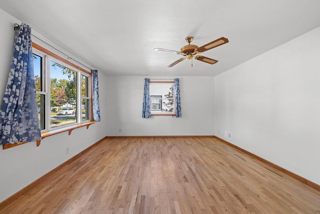 Photo of 1408 N Wayne STREET, Appleton, WI 54911 (MLS # 50334019)