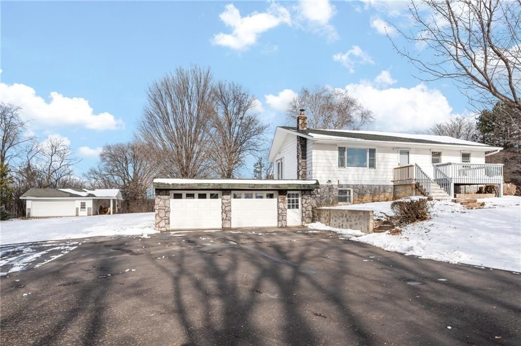 Photo of 806 Glover ROAD, River Falls, WI 54022 (MLS # 1597316)