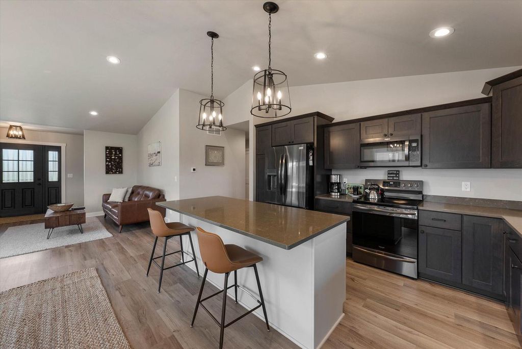 Photo of 140 Sunrise COURT, Cedar Grove, WI 53013 (MLS # 1947706)