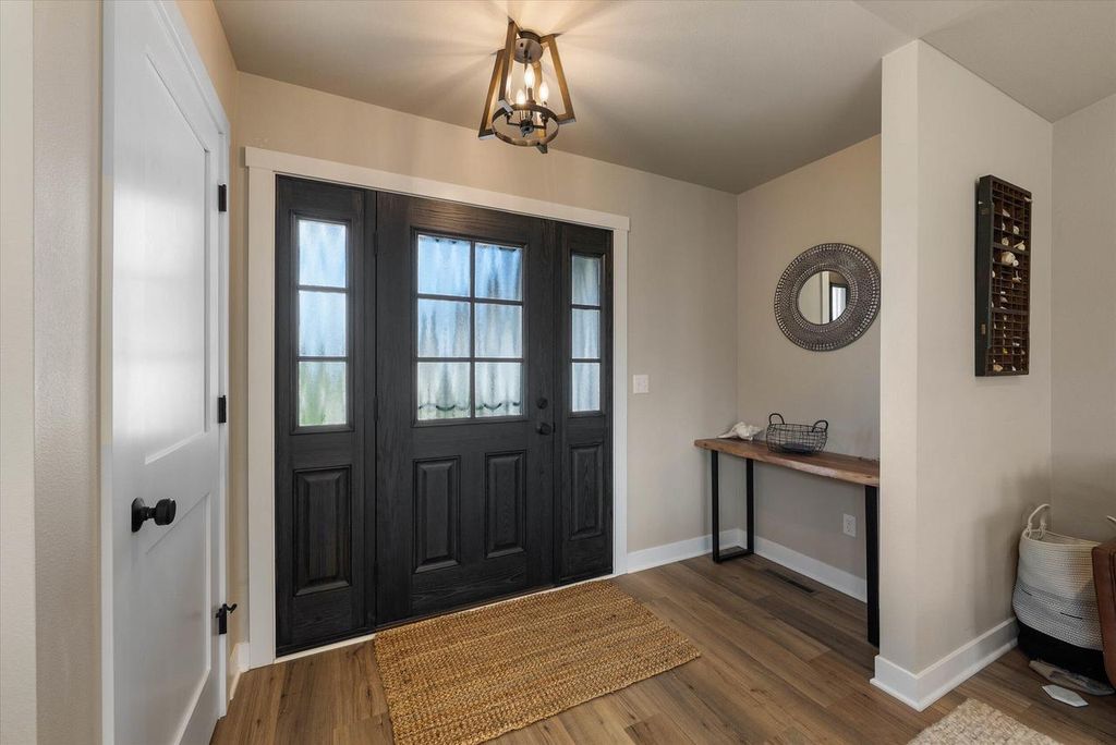 Photo of 140 Sunrise COURT, Cedar Grove, WI 53013 (MLS # 1947706)