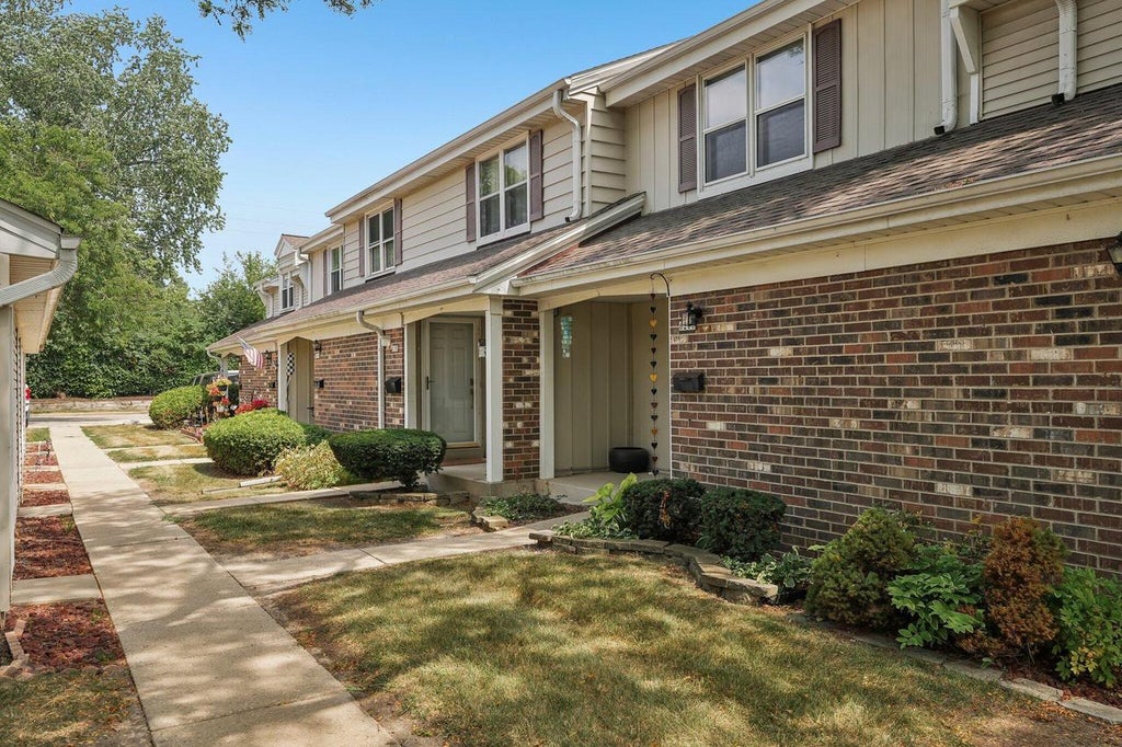 Photo of 6260 W College AVENUE, Greendale, WI 53129 (MLS # 1972767)