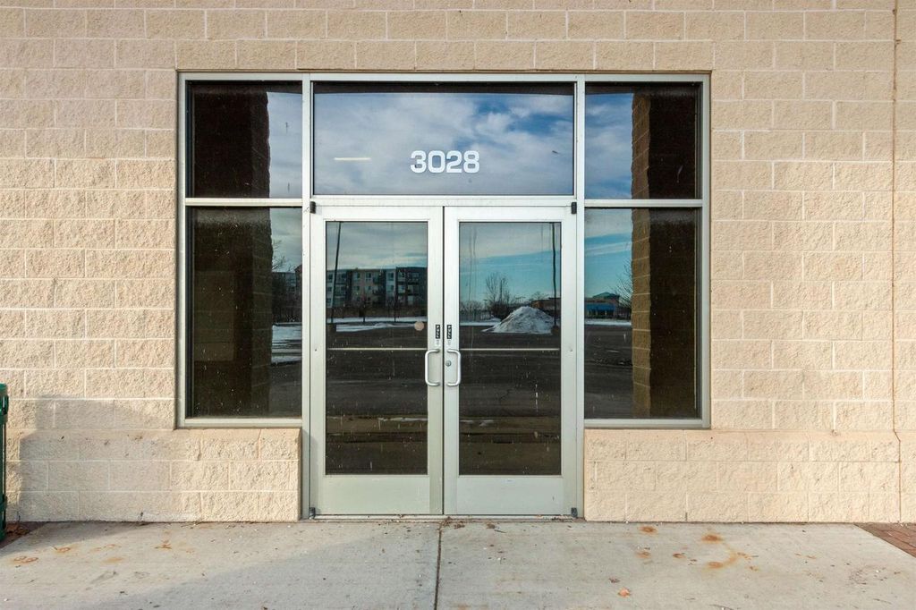 Photo of 3028 Village Park DRIVE, Plover, WI 54467 (MLS # 22600162)