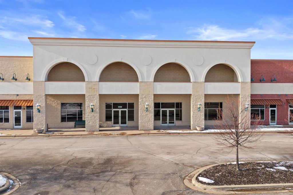 Photo of 3028 Village Park DRIVE, Plover, WI 54467 (MLS # 22600162)