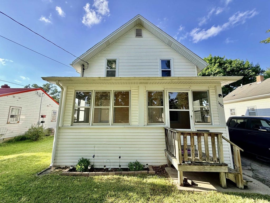 Photo of 1409 Middle STREET, Beloit, WI 53511 (MLS # 2027808)