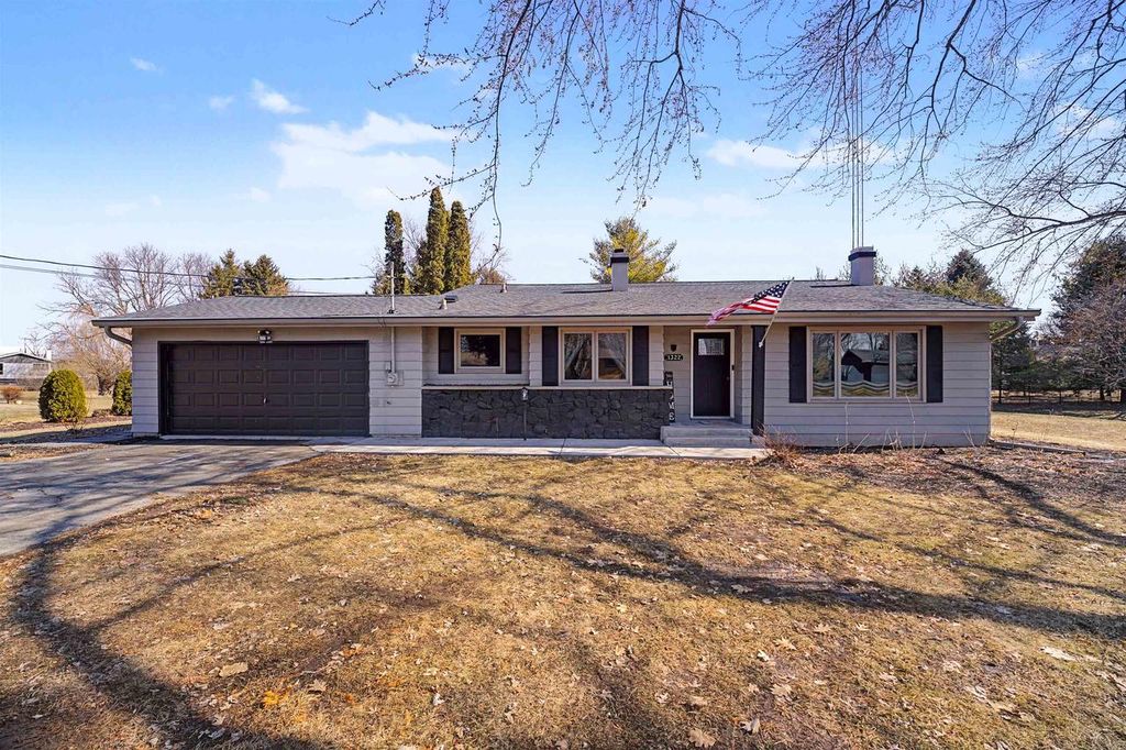 Photo of N1322 Greenwood ROAD, Greenville, WI 54942 (MLS # 50322166)