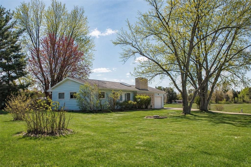 Photo of 1611 Dorret ROAD, Eau Claire, WI 54703 (MLS # 1600569)