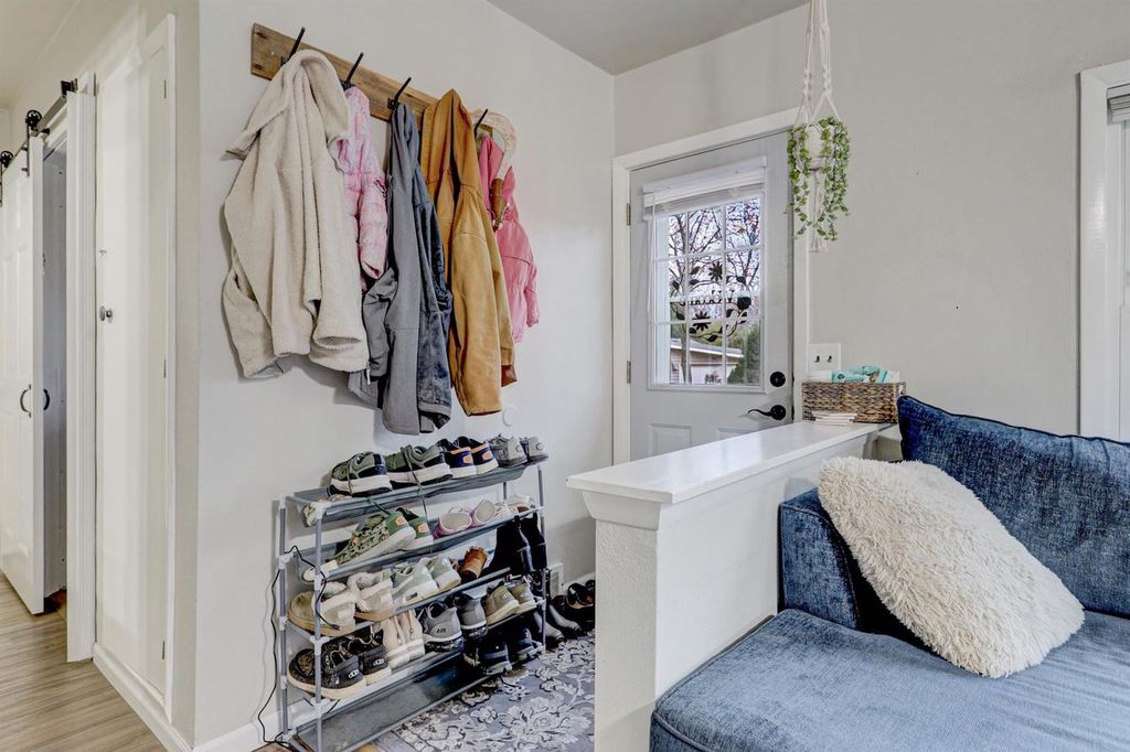 Photo of 1631 N Racine STREET, Appleton, WI 54911 (MLS # 50318544)