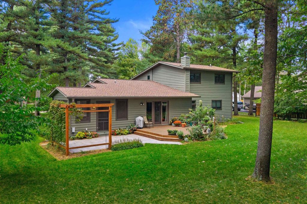 Photo of 6231 Timberline WAY, Wisconsin Rapids, WI 54494 (MLS # 22600564)