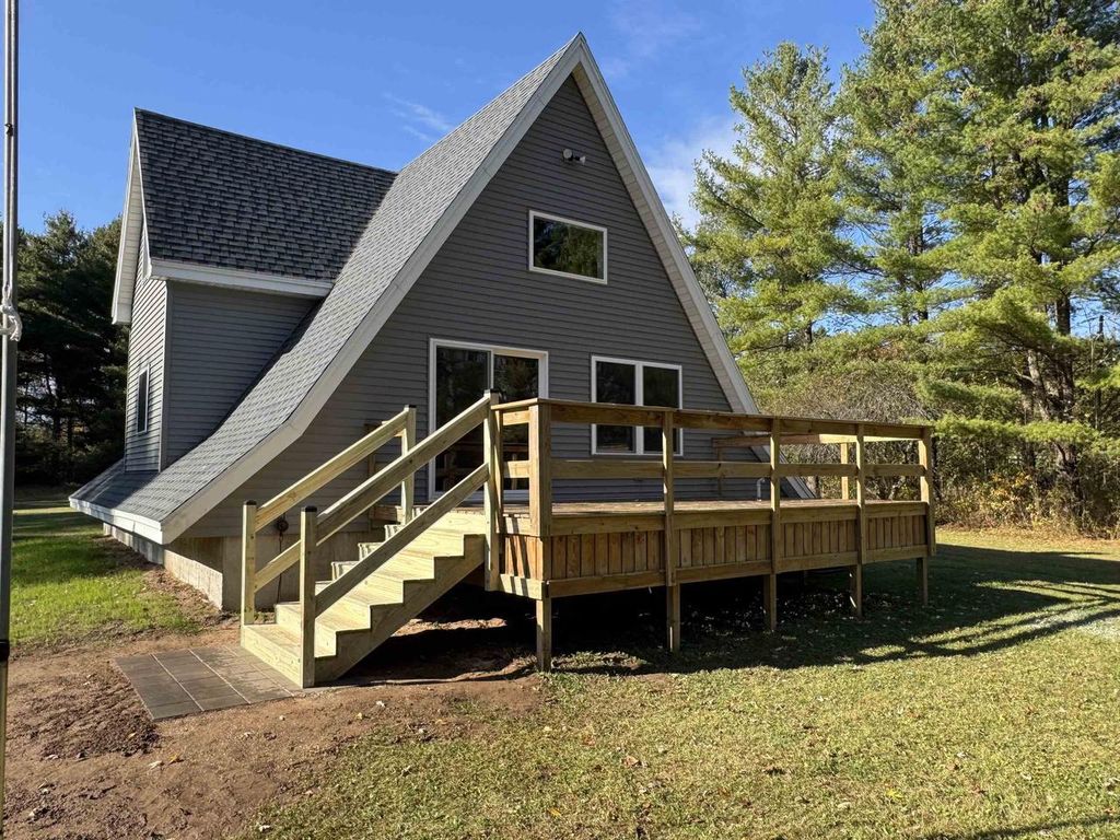 Photo of N6698 State Highway 180, Marinette, WI 54143 (MLS # 50322501)