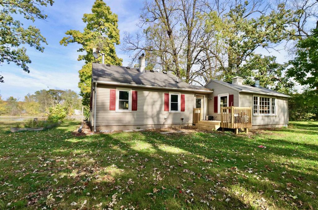 Photo of 2910 W Bass Creek ROAD, Beloit, WI 53511 (MLS # 2011003)
