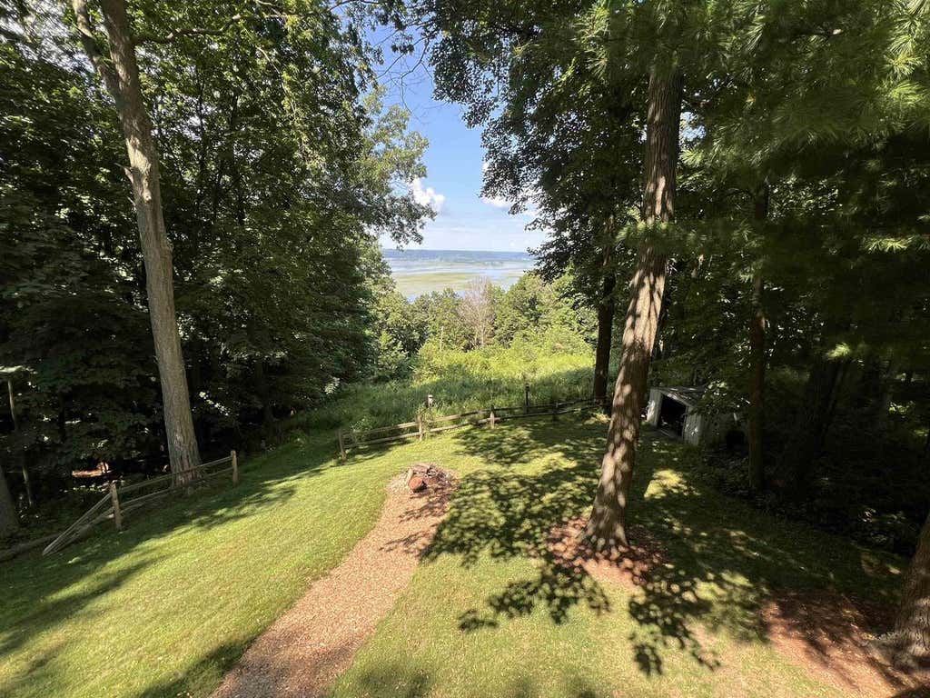 Photo of 62212 Badger Ridge ROAD, Ferryville, WI 54628 (MLS # 2029283)