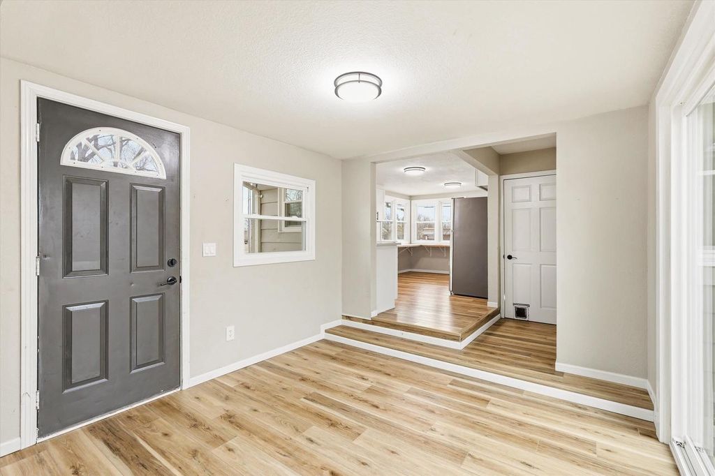 Photo of 236 W 20th AVENUE, Oshkosh, WI 54902 (MLS # 50321834)