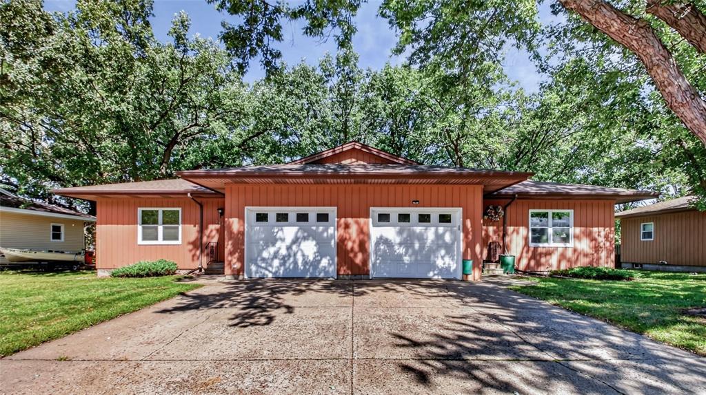 Photo of 2810 &amp; 2812 Hallie Lane #1 &amp; 2, Eau Claire, WI 54703 (MLS # 1605204)