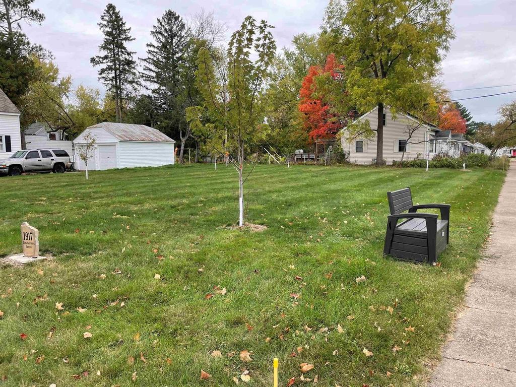 Photo of 1917 Zimmerman STREET, Wausau, WI 54403 (MLS # 22505015)