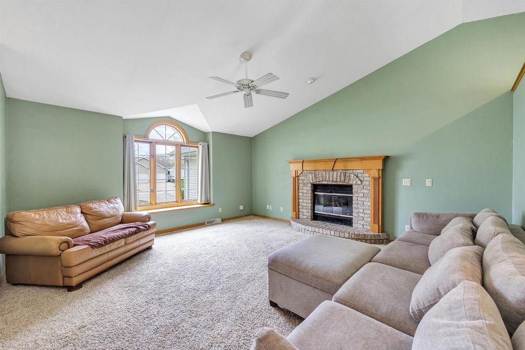 Photo of 1145 Tara Marie LANE, Green Bay, WI 54303 (MLS # 50324691)