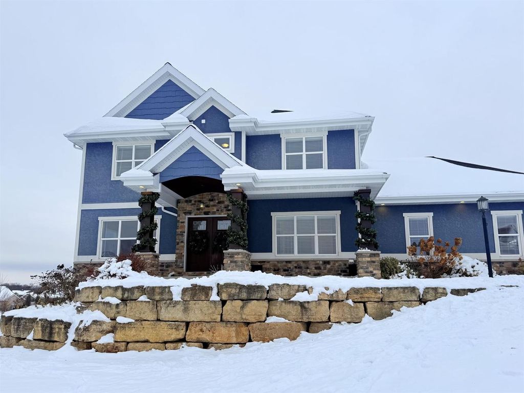 Photo of 150 Jwana CIRCLE, Oregon, WI 53575 (MLS # 2013382)