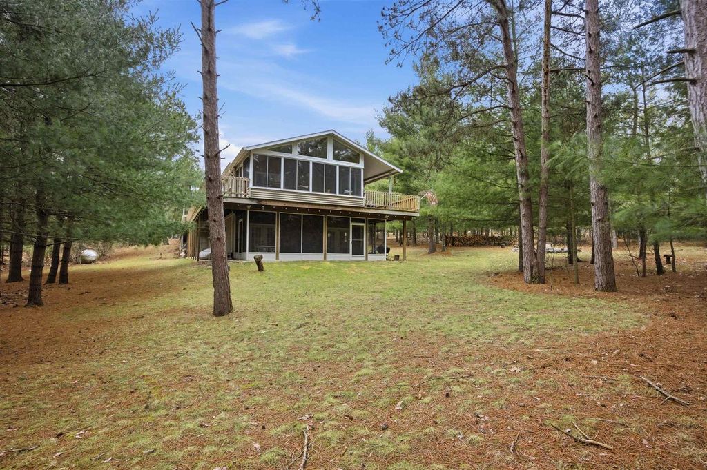 Photo of 1008 Gem AVENUE, Wisconsin Dells, WI 53965 (MLS # 2018782)