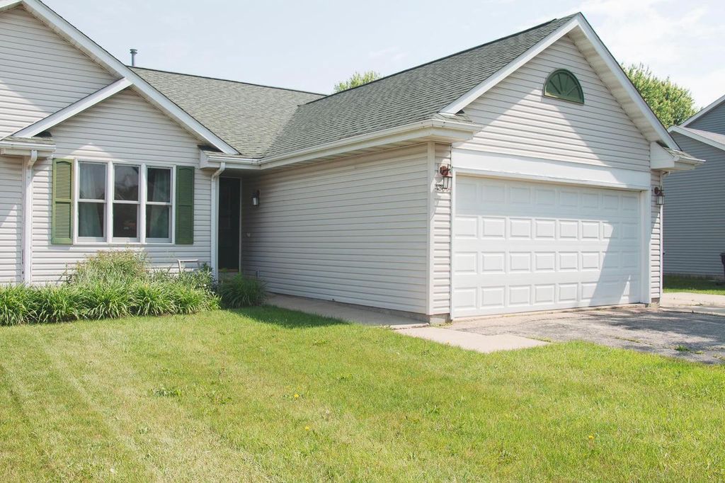 Photo of 4303 E Milwaukee STREET, Janesville, WI 53546 (MLS # 2019733)