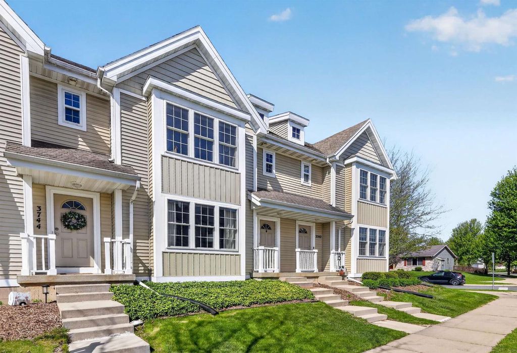 Photo of 3742 Mammoth TRAIL #3742, Madison, WI 53719 (MLS # 2023149)