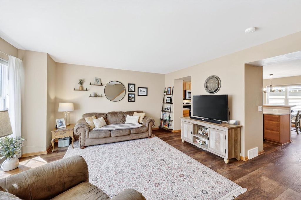Photo of 3742 Mammoth TRAIL #3742, Madison, WI 53719 (MLS # 2023149)