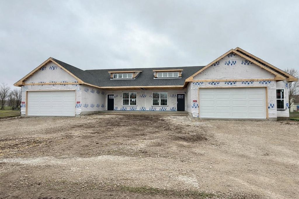 Photo of 2107 W Conde STREET, Janesville, WI 53546 (MLS # 2020566)