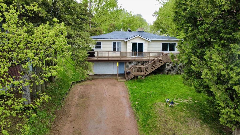 Photo of 114 N 9th AVENUE, Wausau, WI 54401 (MLS # 22602147)