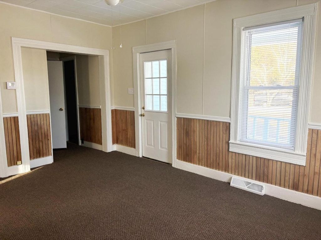 Photo of 733 E Calumet STREET, Appleton, WI 54915 (MLS # 50319633)