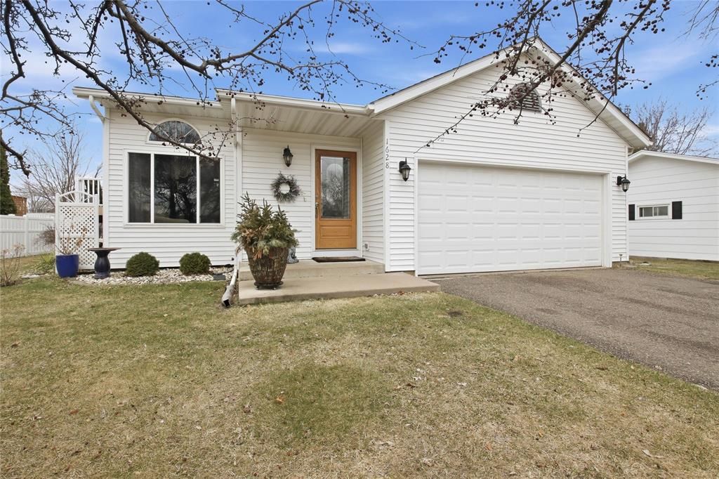 Photo of 1628 19th STREET, Eau Claire, WI 54703 (MLS # 1598679)