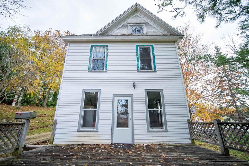 Photo of 210 Hill STREET, Lodi, WI 53555 (MLS # 2011321)