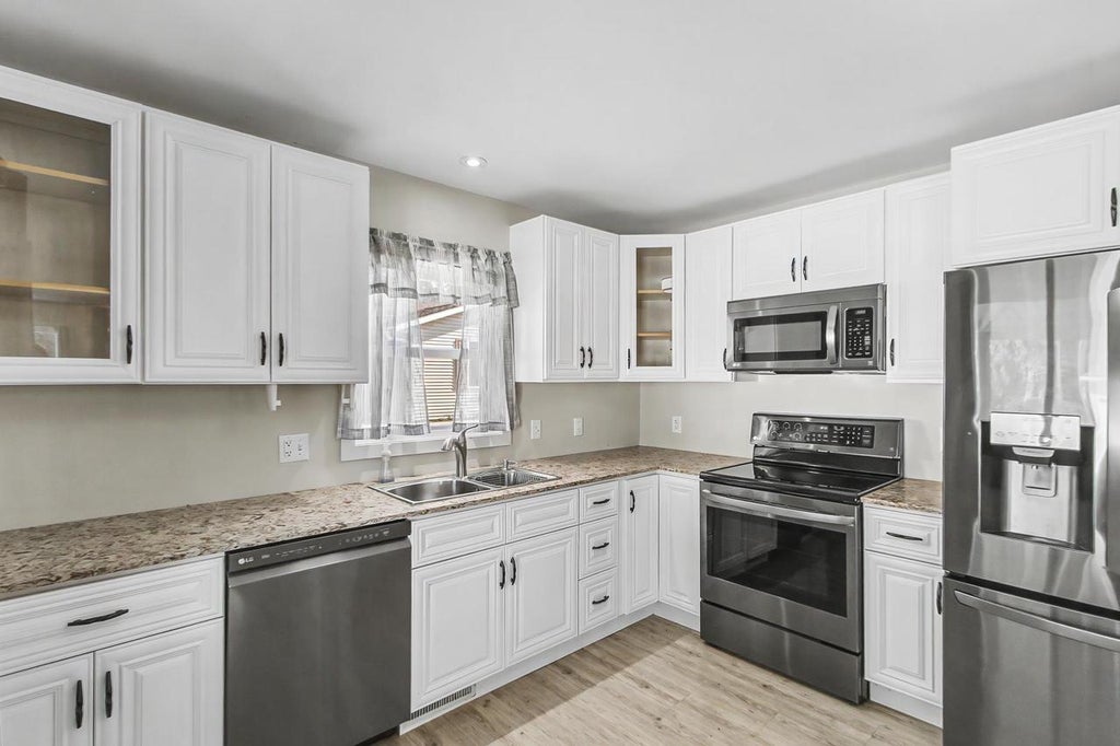 Photo of 401 15th STREET #1708, Baraboo, WI 53913 (MLS # 2029996)